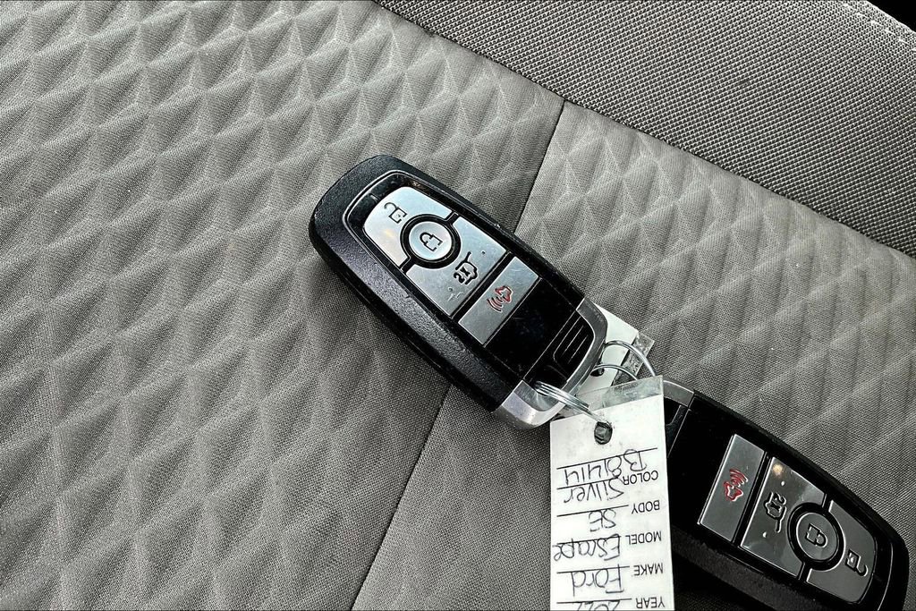 Used 2022 Ford Escape SE w/ Convenience Package image 36