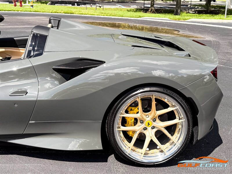 Used 2022 Ferrari F8 Tributo RWD image 43