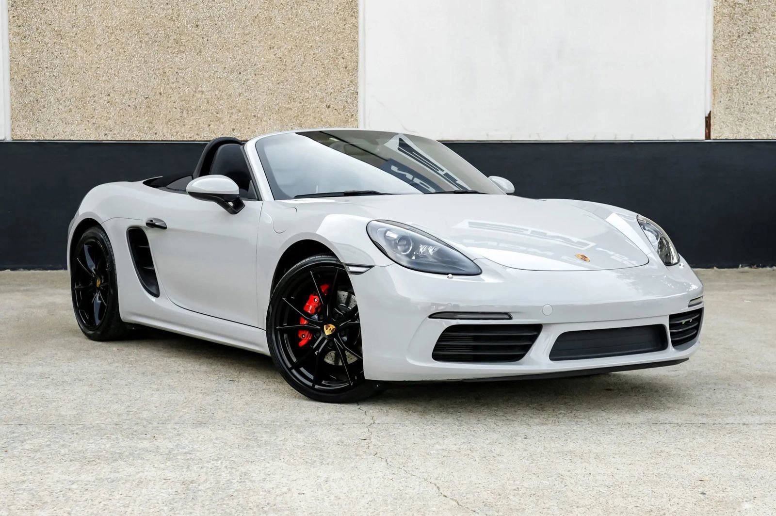 Used 2020 Porsche 718 Boxster S RWD image 8
