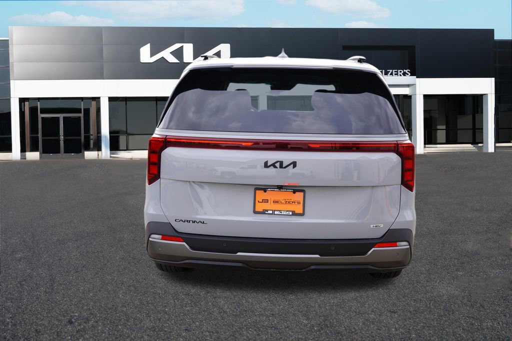New 2026 Kia Carnival SX FWD image 4