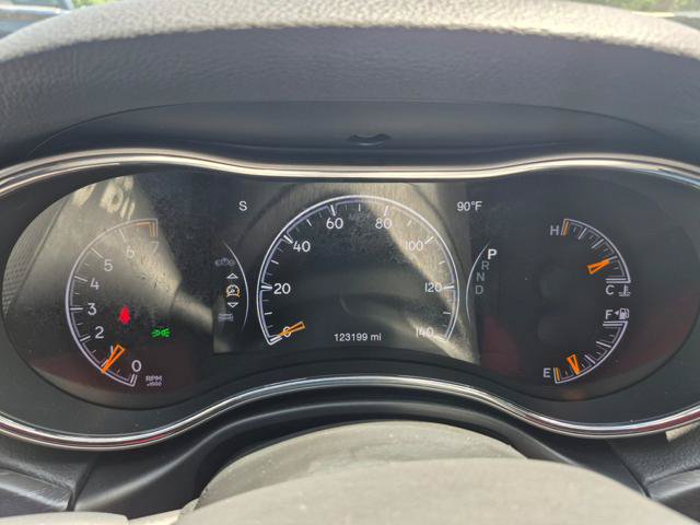 Used 2018 Jeep Grand Cherokee Altitude AWD/4WD image 17