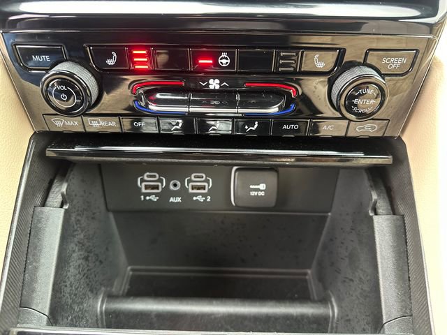 Used 2024 Jeep Grand Cherokee Limited image 32