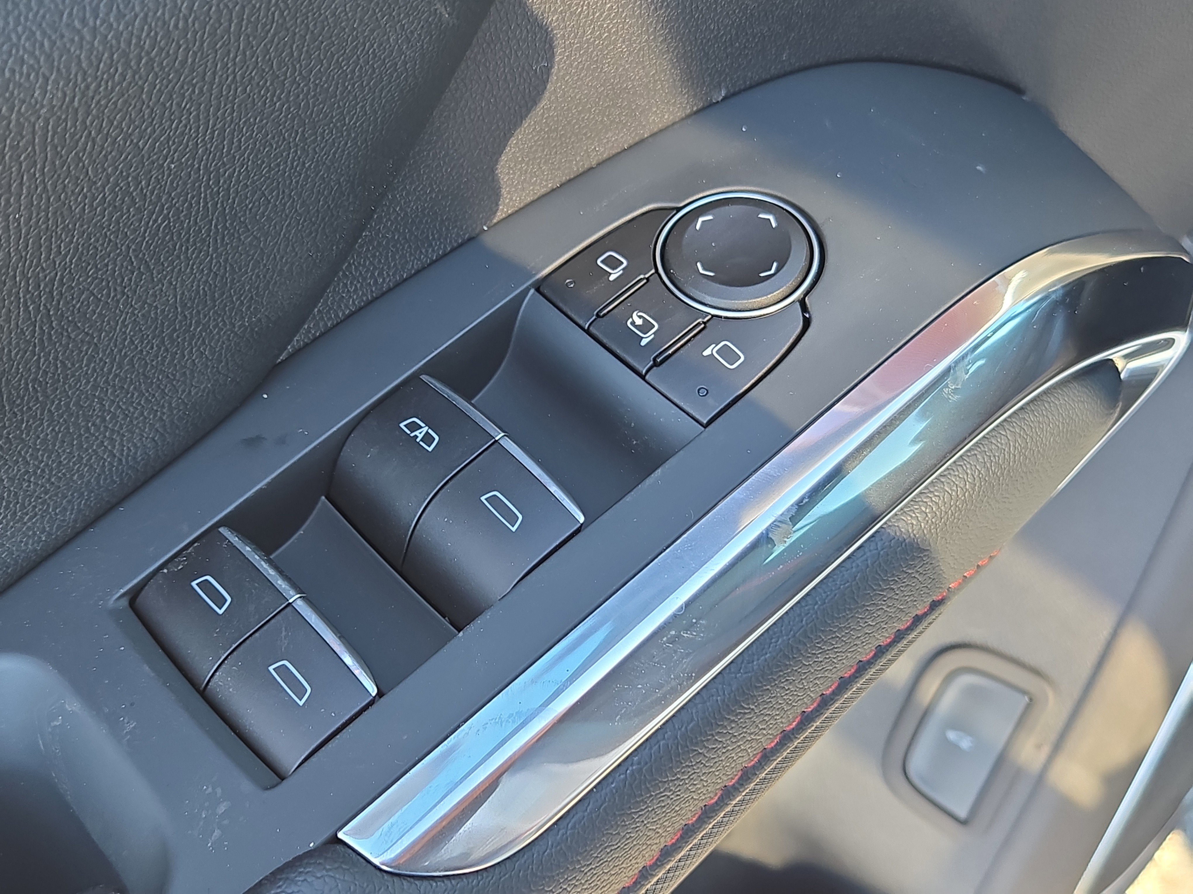 New 2026 Chevrolet Traverse RS image 22