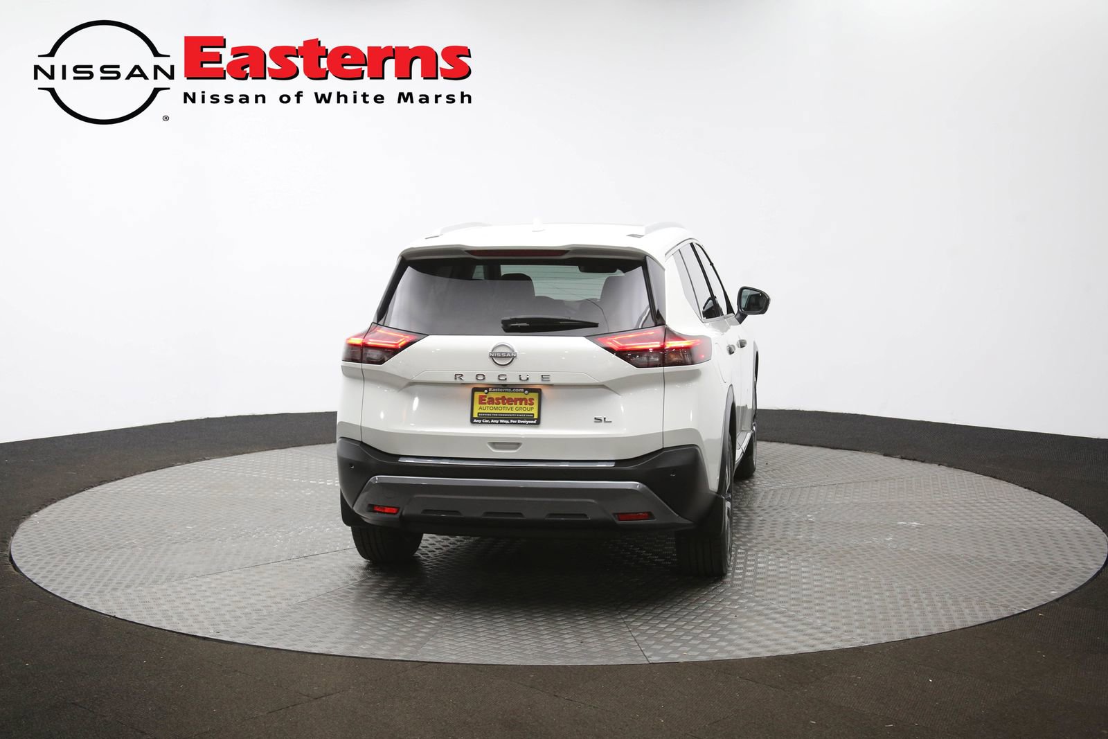 Used 2022 Nissan Rogue SL w/ SL Premium Package image 40