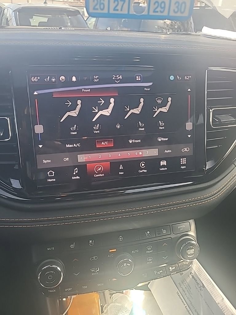 Used 2023 Dodge Durango R/T AWD/4WD image 7