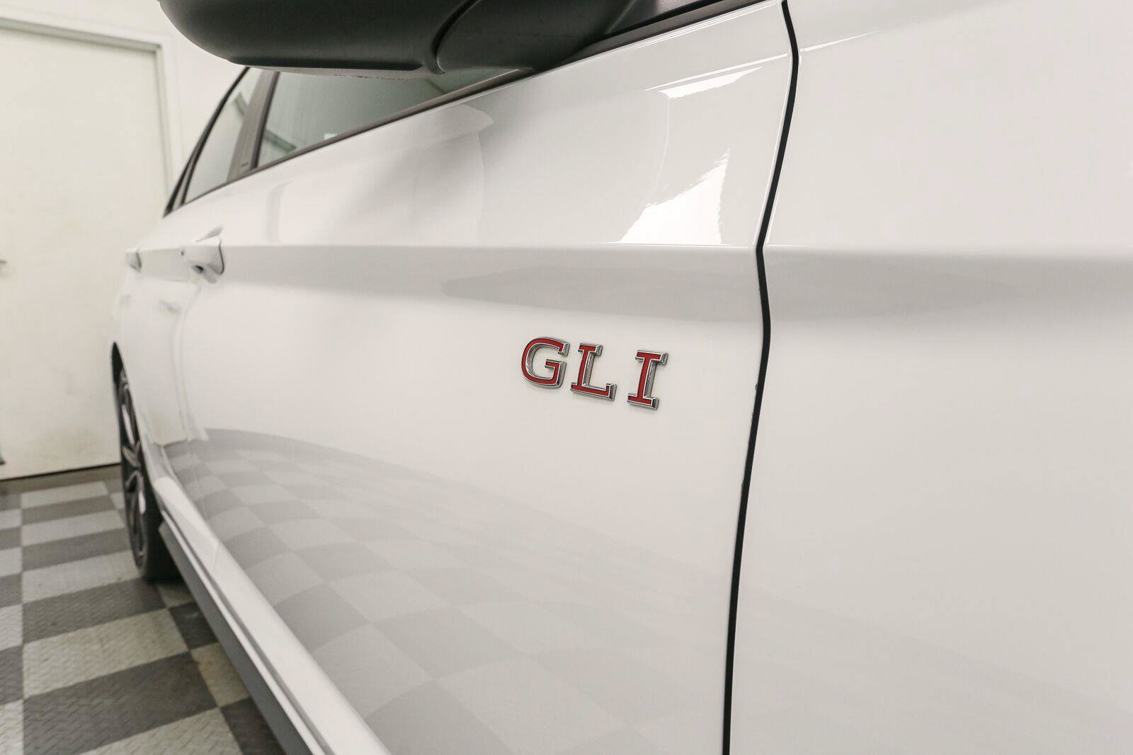 Certified 2025 Volkswagen Jetta GLI Autobahn FWD image 10