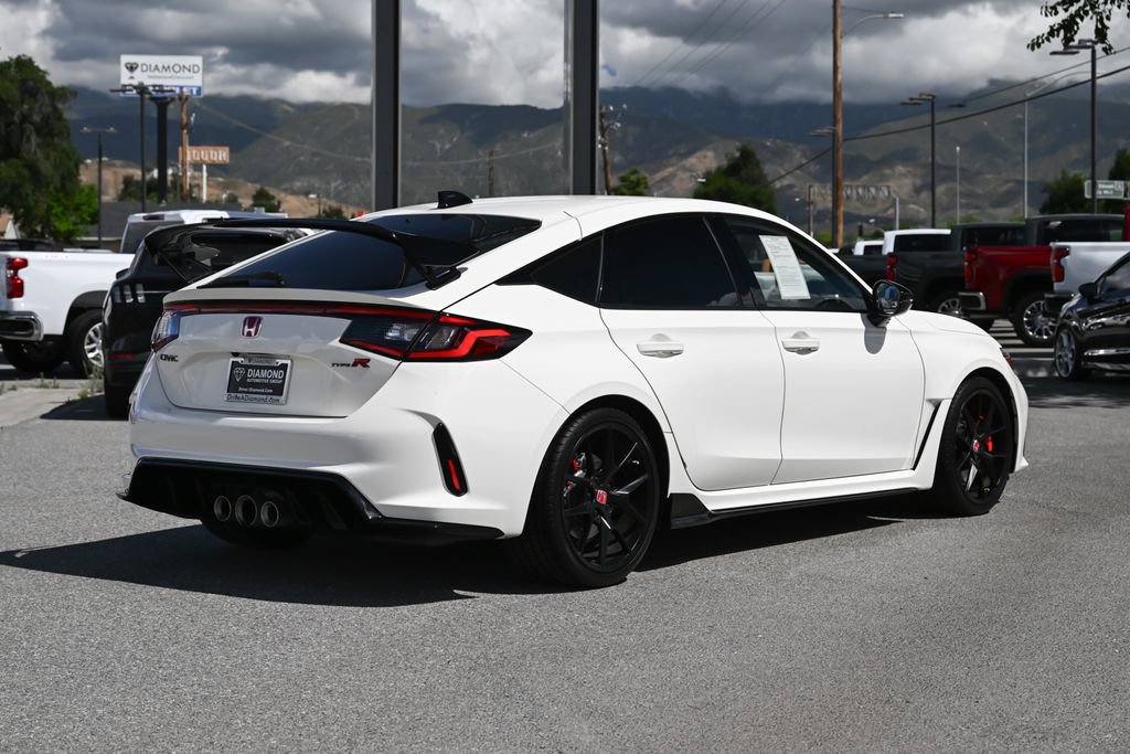 Used 2024 Honda Civic Type R image 4