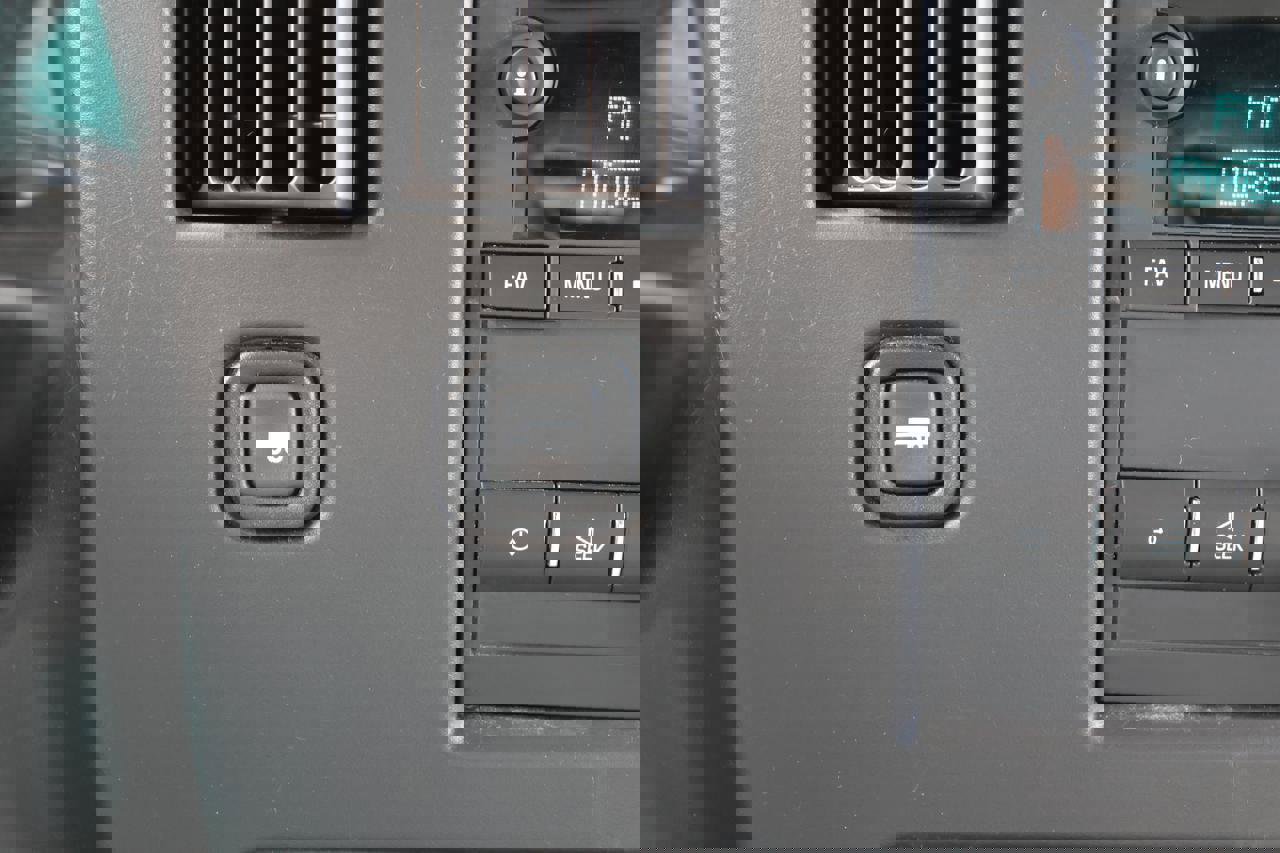 Used 2019 Chevrolet Express 2500 image 29