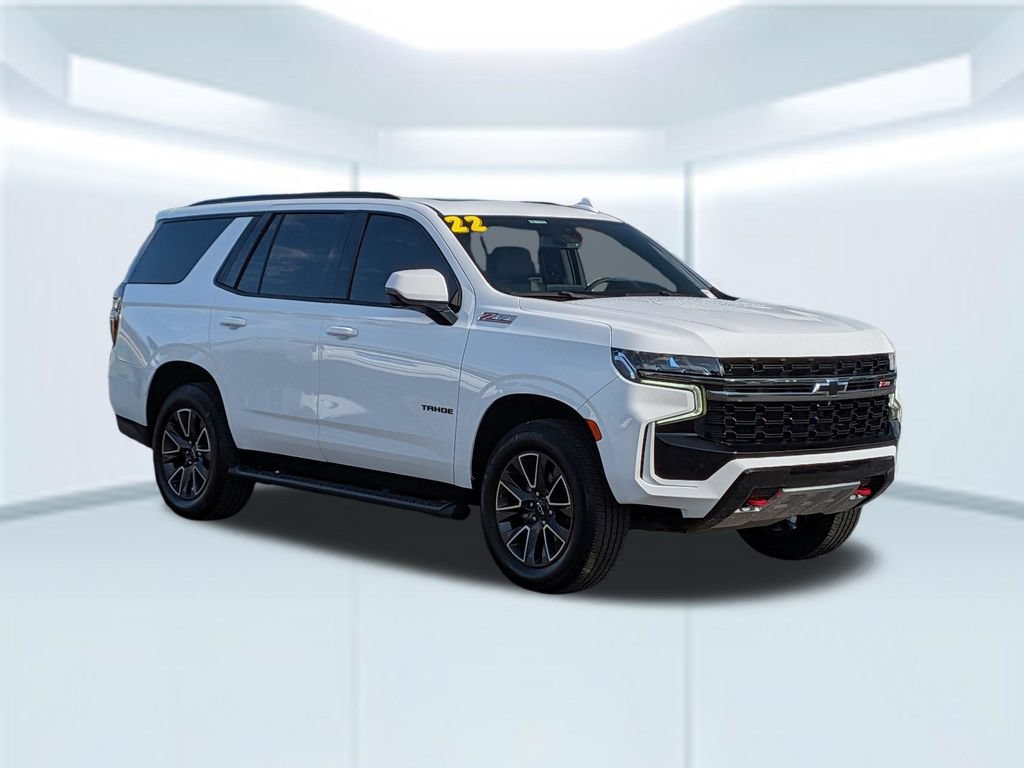 Used 2022 Chevrolet Tahoe Z71 w/ Luxury Package AWD/4WD image 8
