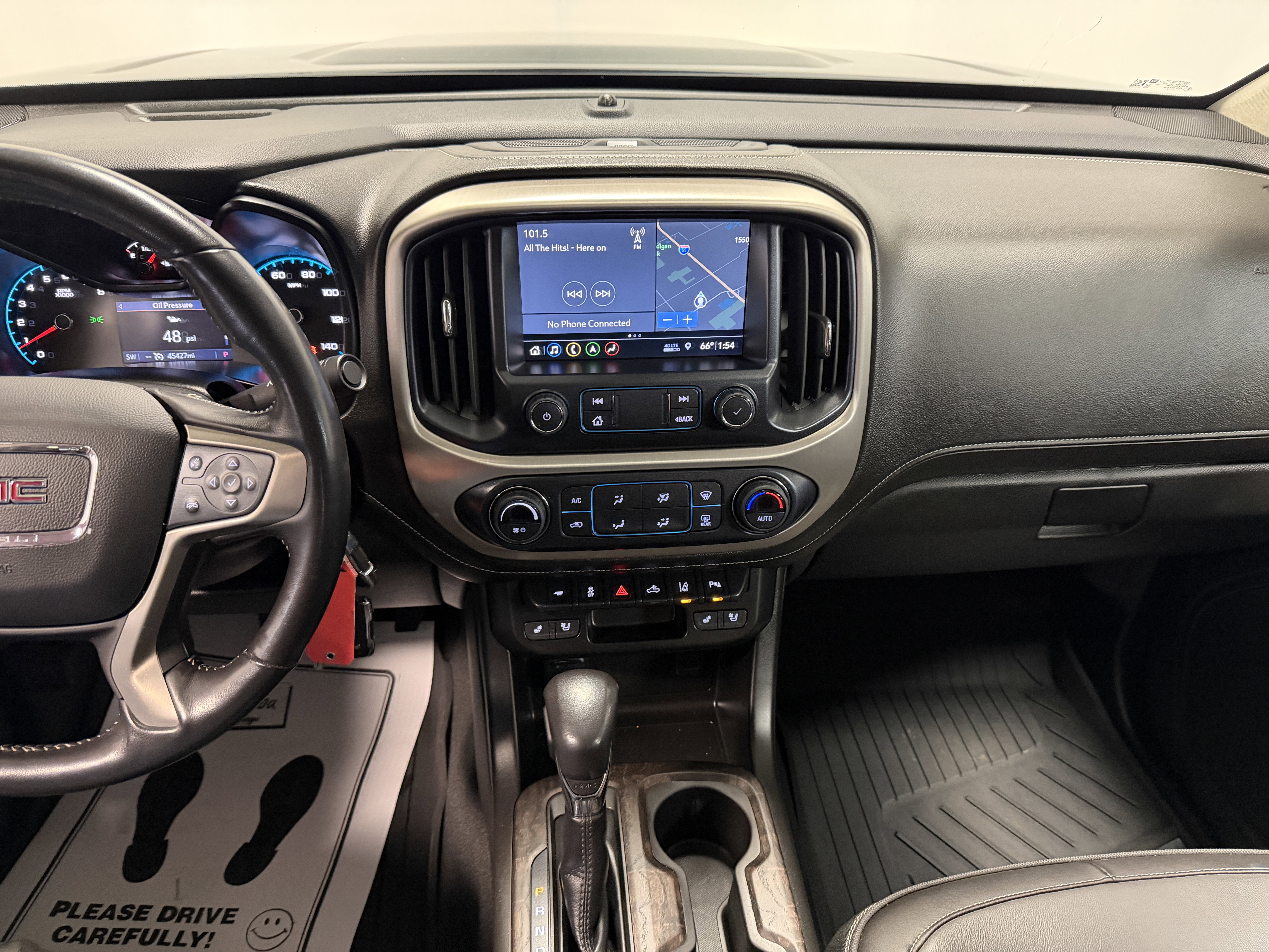 Used 2022 GMC Canyon Denali w/ Denali Black Edition Package image 4