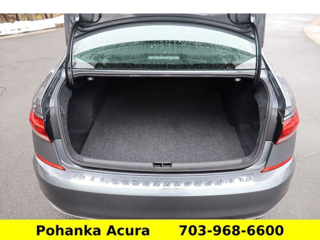 Used 2021 Volkswagen Passat 2.0T SE image 23