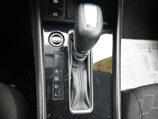 Used 2024 Nissan Kicks SV image 16