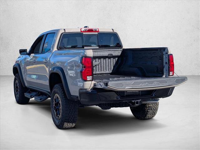 New 2026 Chevrolet Colorado ZR2 w/ Off-Road Front Bumper Package image 9