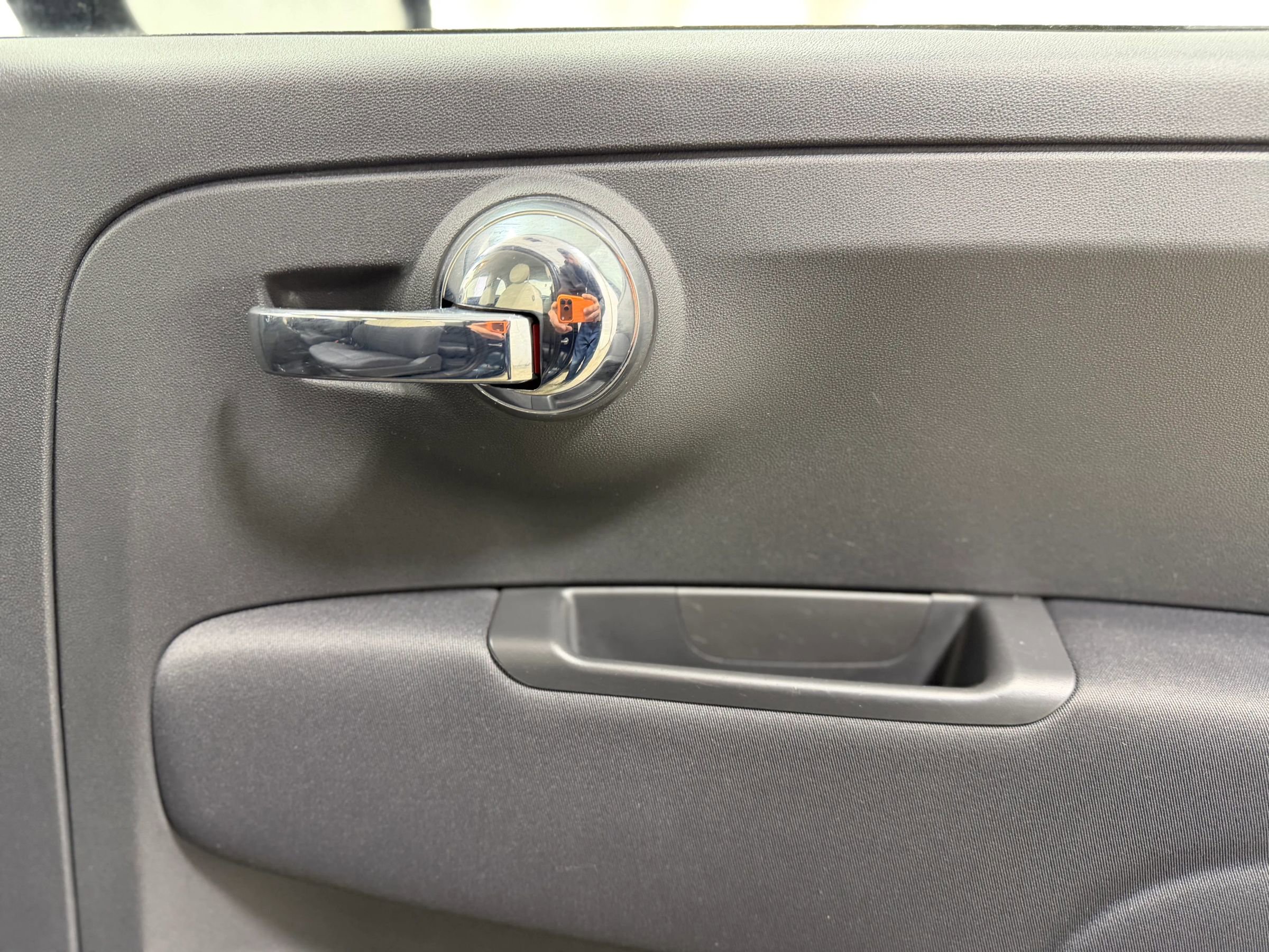 Used 2015 FIAT 500 Pop image 27