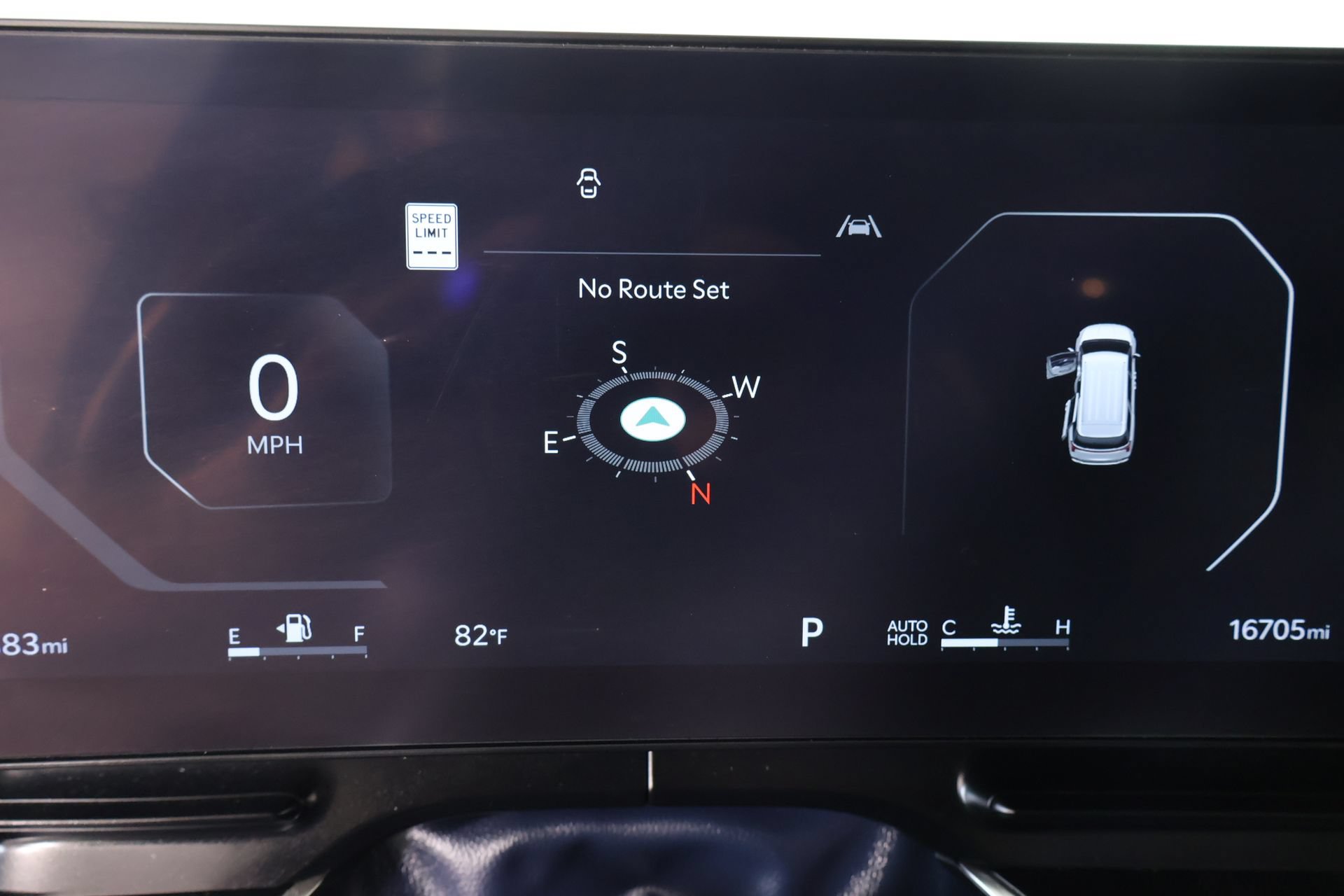 Used 2025 Kia Carnival SX FWD image 4
