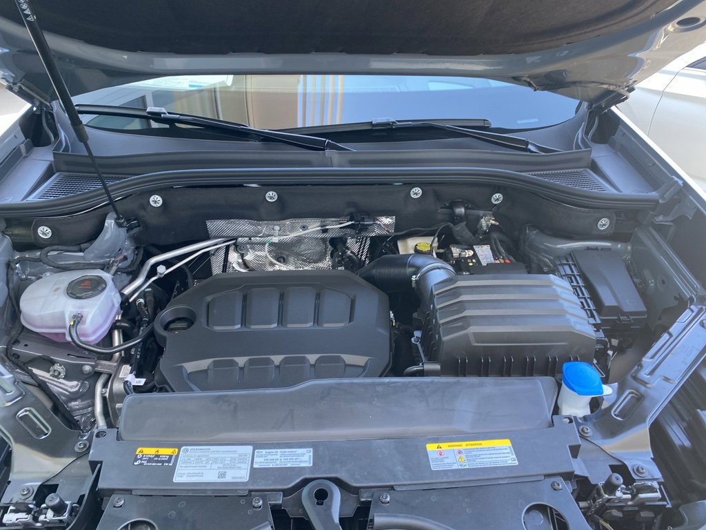 New 2025 Volkswagen Atlas Cross Sport SEL Premium R-Line image 34