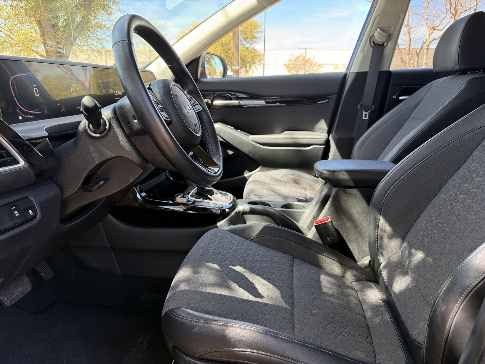 Used 2025 Kia Seltos S image 29