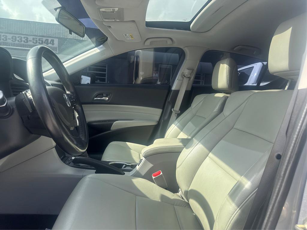 Used 2018 Acura ILX FWD image 9