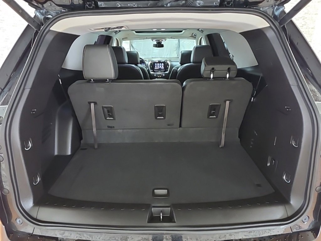 Used 2020 Chevrolet Traverse Premier w/ Redline Edition image 13
