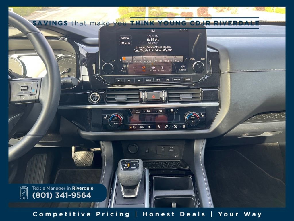 Used 2023 Nissan Pathfinder SL w/ SL Premium Package image 17