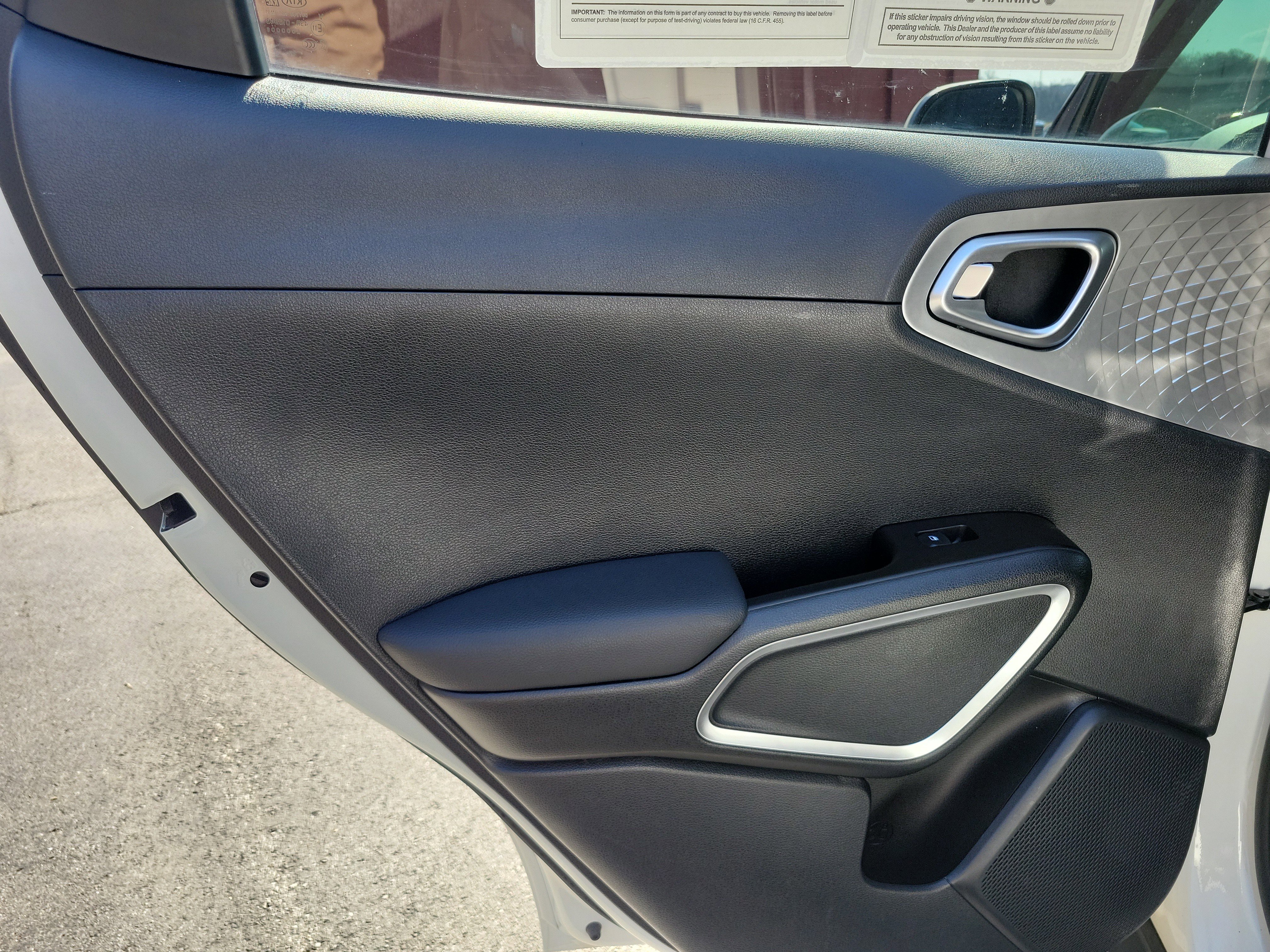 Used 2021 Kia Soul LX image 23