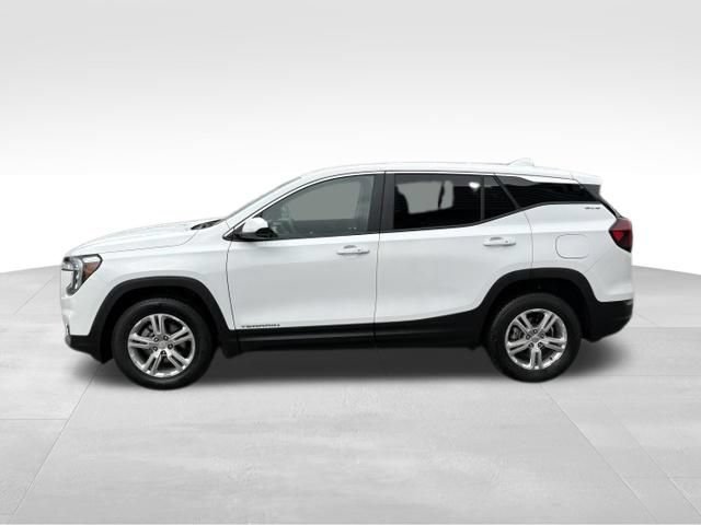 Used 2024 GMC Terrain SLE AWD/4WD image 12