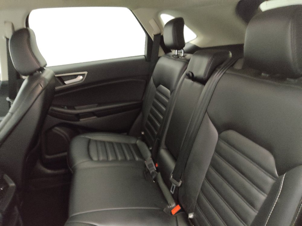 Used 2024 Ford Edge SEL image 18
