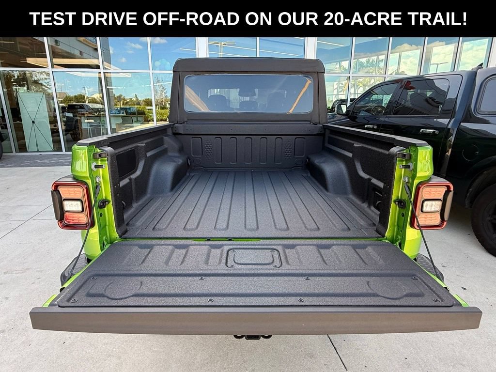 New 2026 Jeep Gladiator Mojave w/ Safety Group AWD/4WD image 40