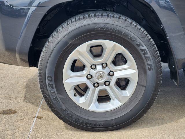 Used 2024 Toyota 4Runner SR5 Premium AWD/4WD image 8