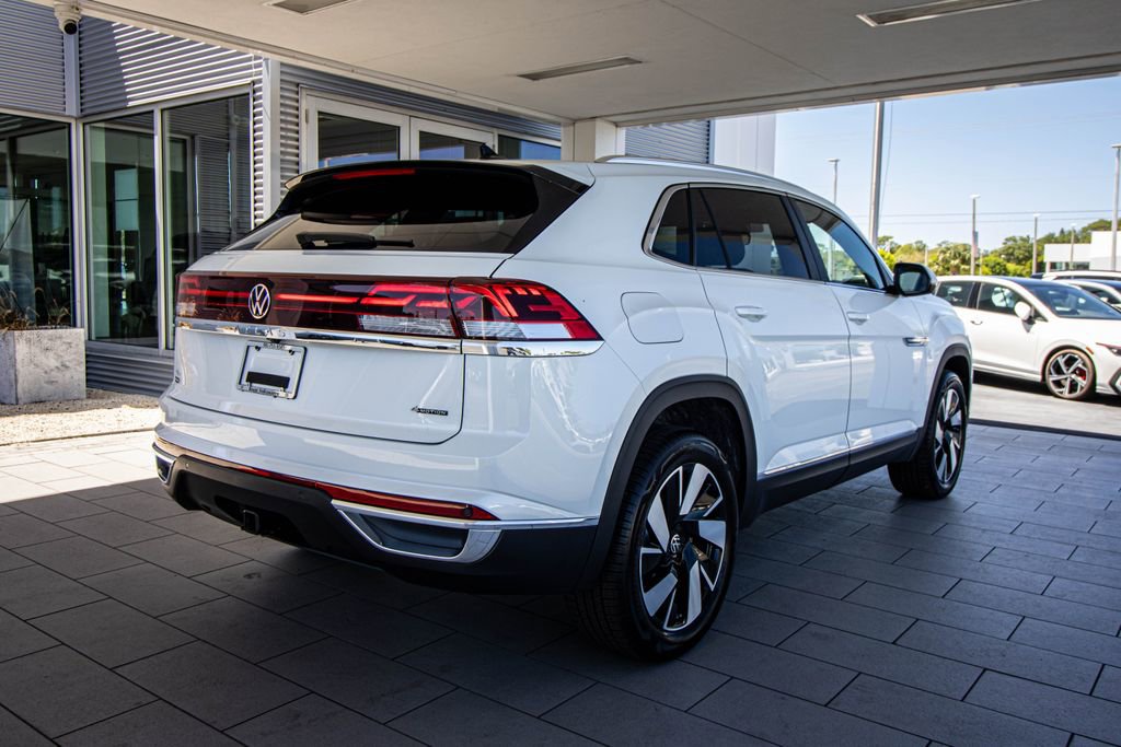 New 2026 Volkswagen Atlas Cross Sport SEL AWD/4WD image 2