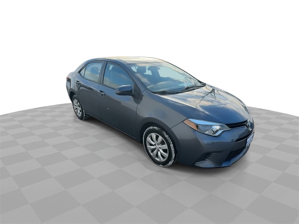 Used 2015 Toyota Corolla L image 2