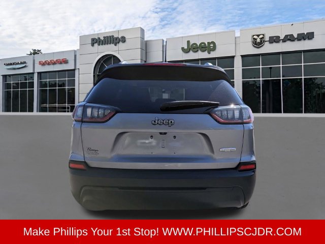 Certified 2020 Jeep Cherokee Latitude FWD image 4