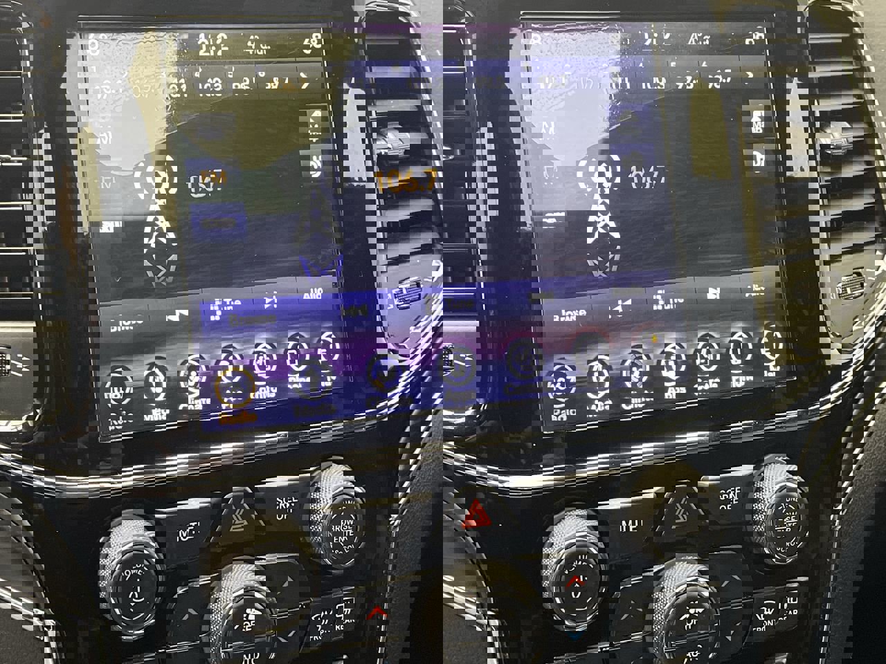 Used 2019 Jeep Grand Cherokee Limited w/ Trailer Tow Group IV image 18