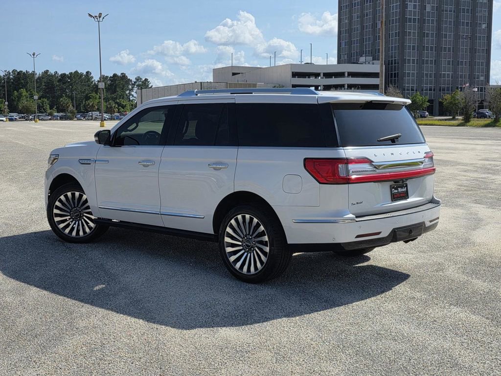 Used 2019 Lincoln Navigator Reserve AWD/4WD image 4