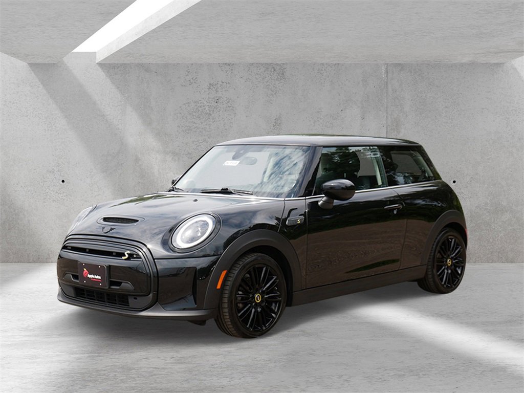 Used 2024 MINI Cooper SE image 6