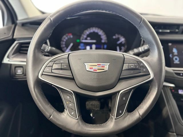 Used 2017 Cadillac XT5 Luxury w/ Driver Awareness Package image 28