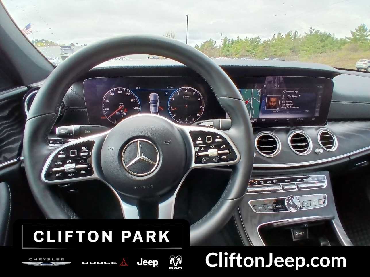 Used 2020 Mercedes-Benz E 350 4MATIC Sedan image 24