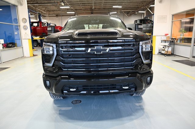 New 2026 Chevrolet Silverado 2500 High Country w/ Midnight Edition image 2