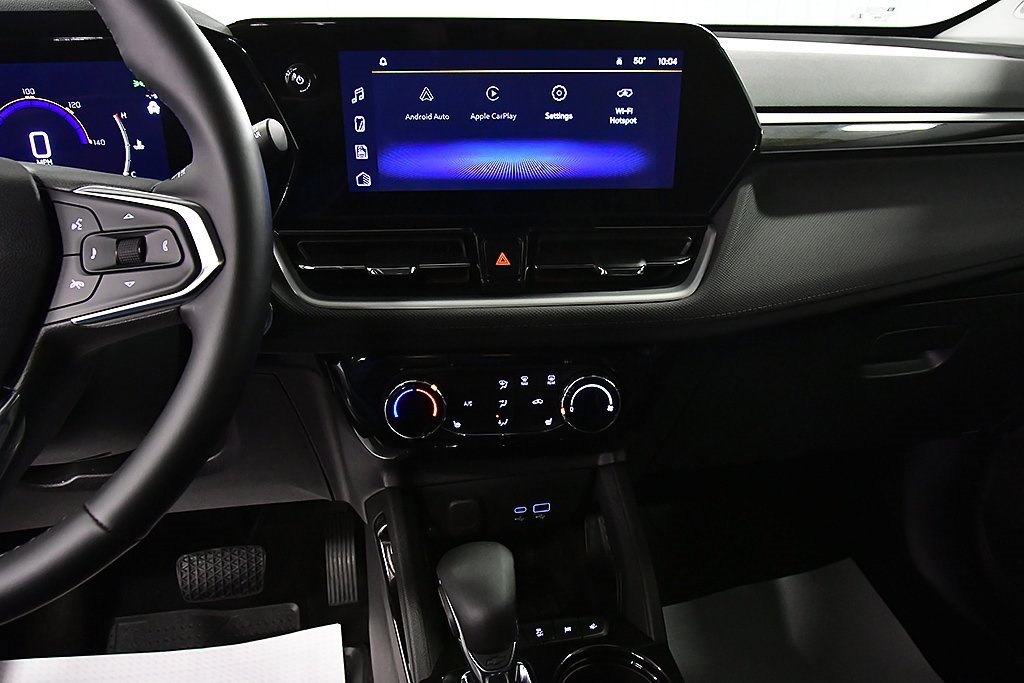 Used 2025 Chevrolet TrailBlazer LT w/ LT Cold Weather Package image 24