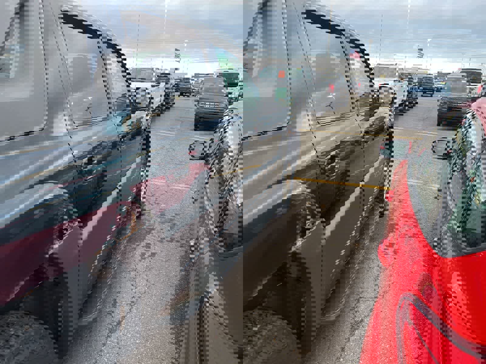 Used 2003 Chevrolet Avalanche 4x4 w/ Suspension Package, Off-Road image 17