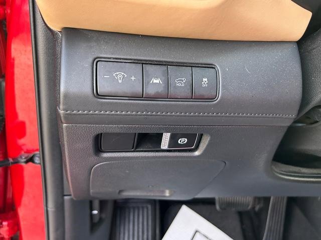 Used 2023 Hyundai Santa Fe Calligraphy image 24