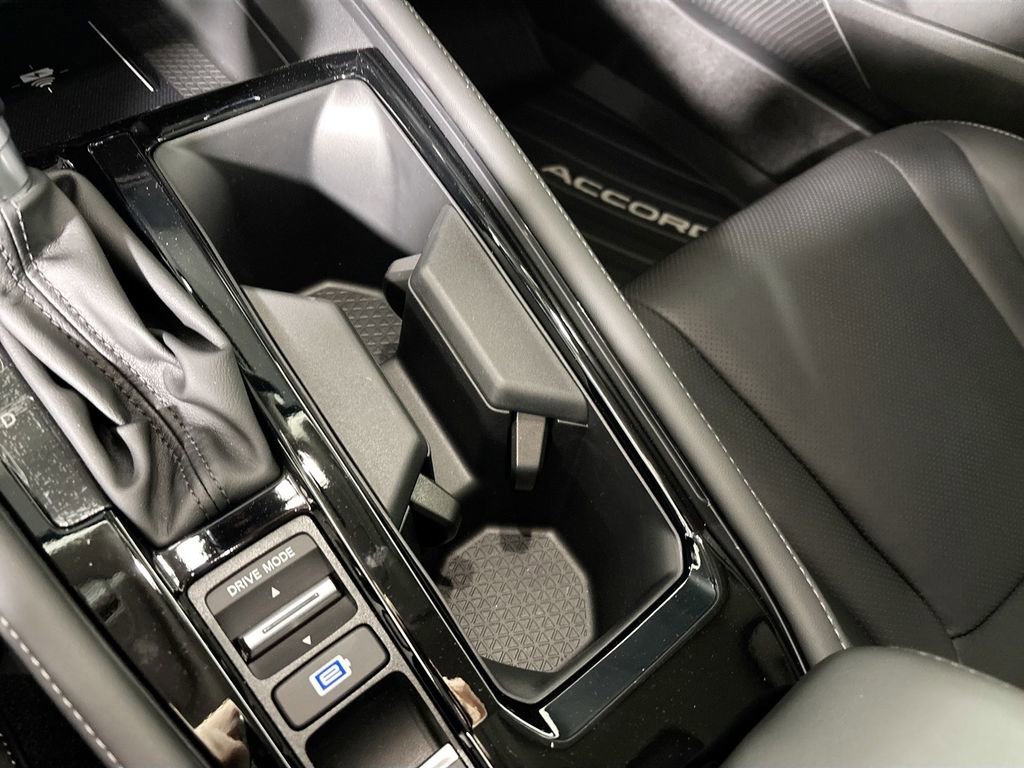 New 2026 Honda Accord Touring image 15