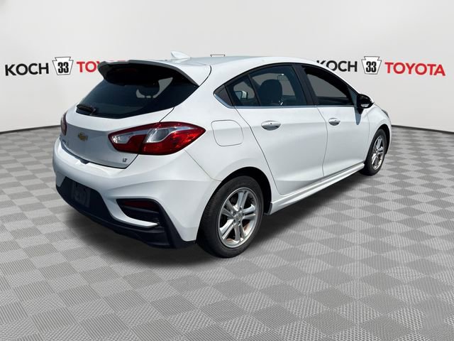 Used 2017 Chevrolet Cruze LT w/ RS Package FWD image 8