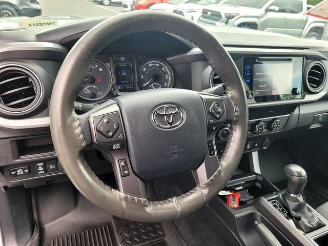 Certified 2019 Toyota Tacoma TRD Off-Road AWD/4WD image 11