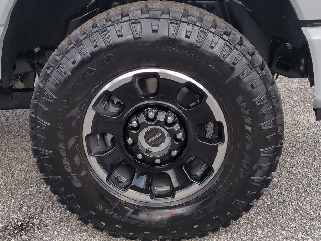 New 2026 Ford F250 Platinum w/ Tremor Off-Road Package image 11