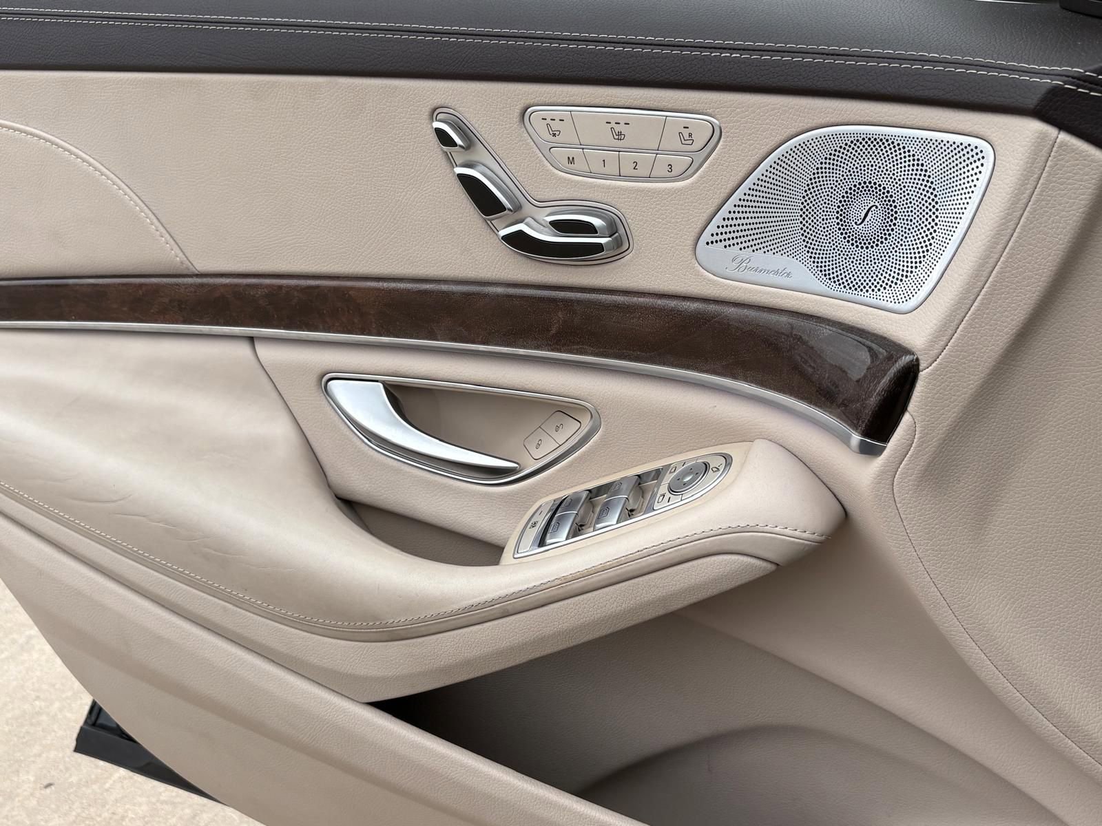 Used 2019 Mercedes-Benz S 560 Sedan image 36