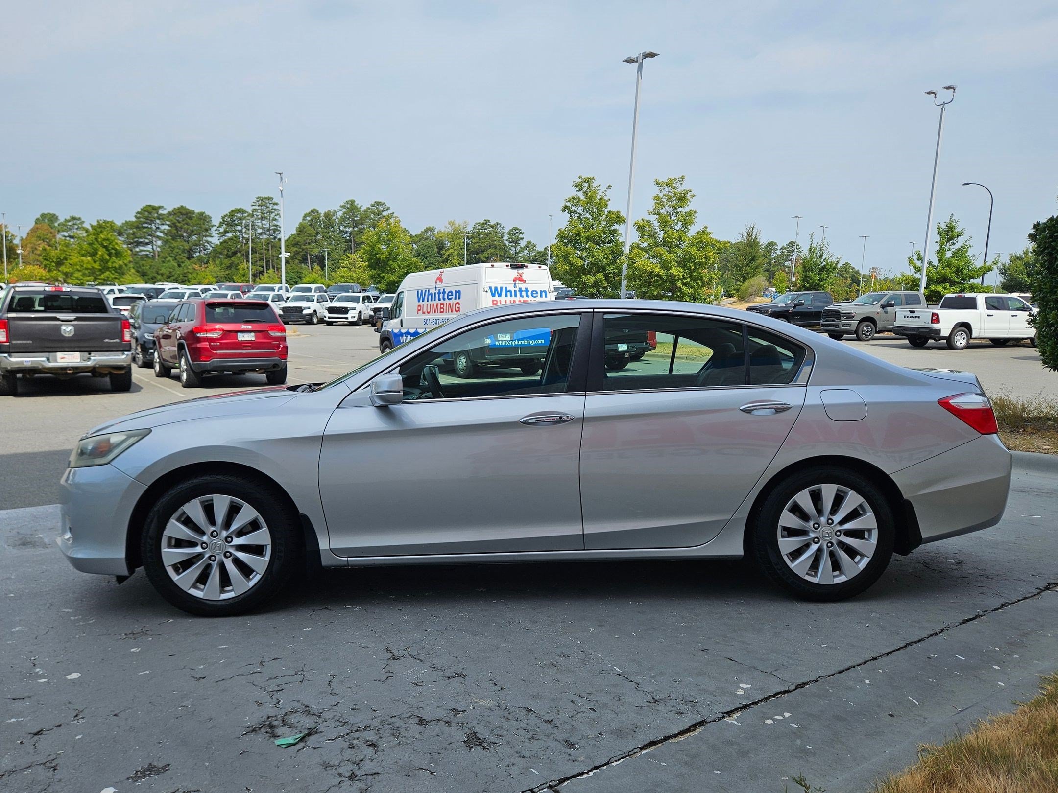 Used 2013 Honda Accord EX image 4