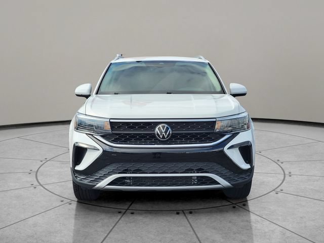 Used 2024 Volkswagen Taos SE FWD image 14
