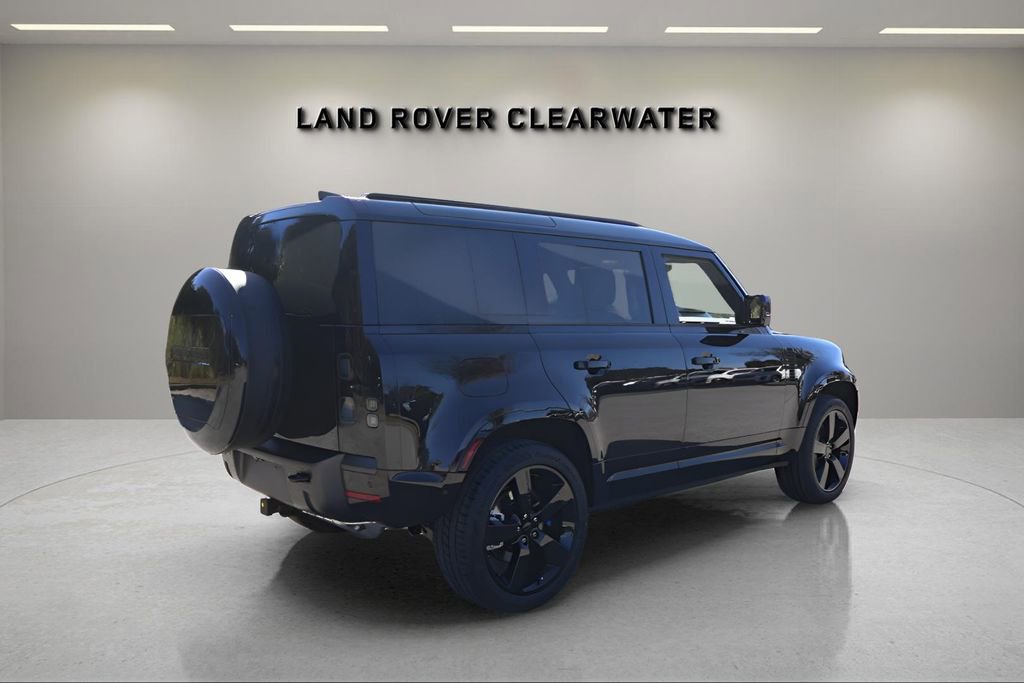 New 2026 Land Rover Defender 110 X-Dynamic SE image 5