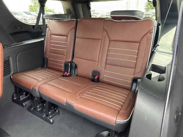 Certified 2023 GMC Yukon XL Denali Ultimate AWD/4WD image 31
